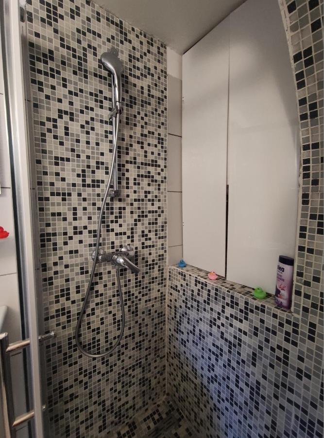 Apartment Tona Šibenik Buitenkant foto