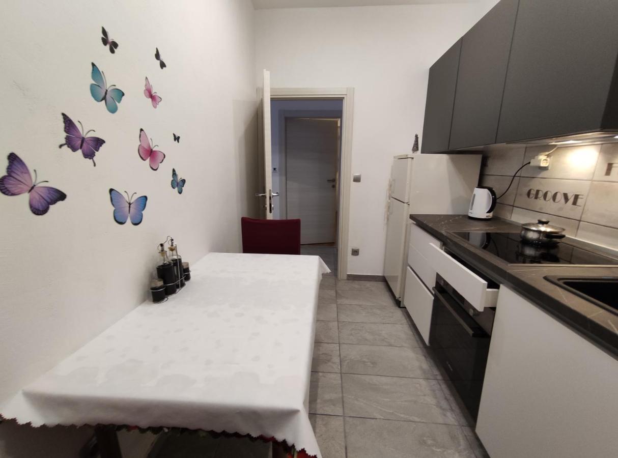 Apartment Tona Šibenik Buitenkant foto